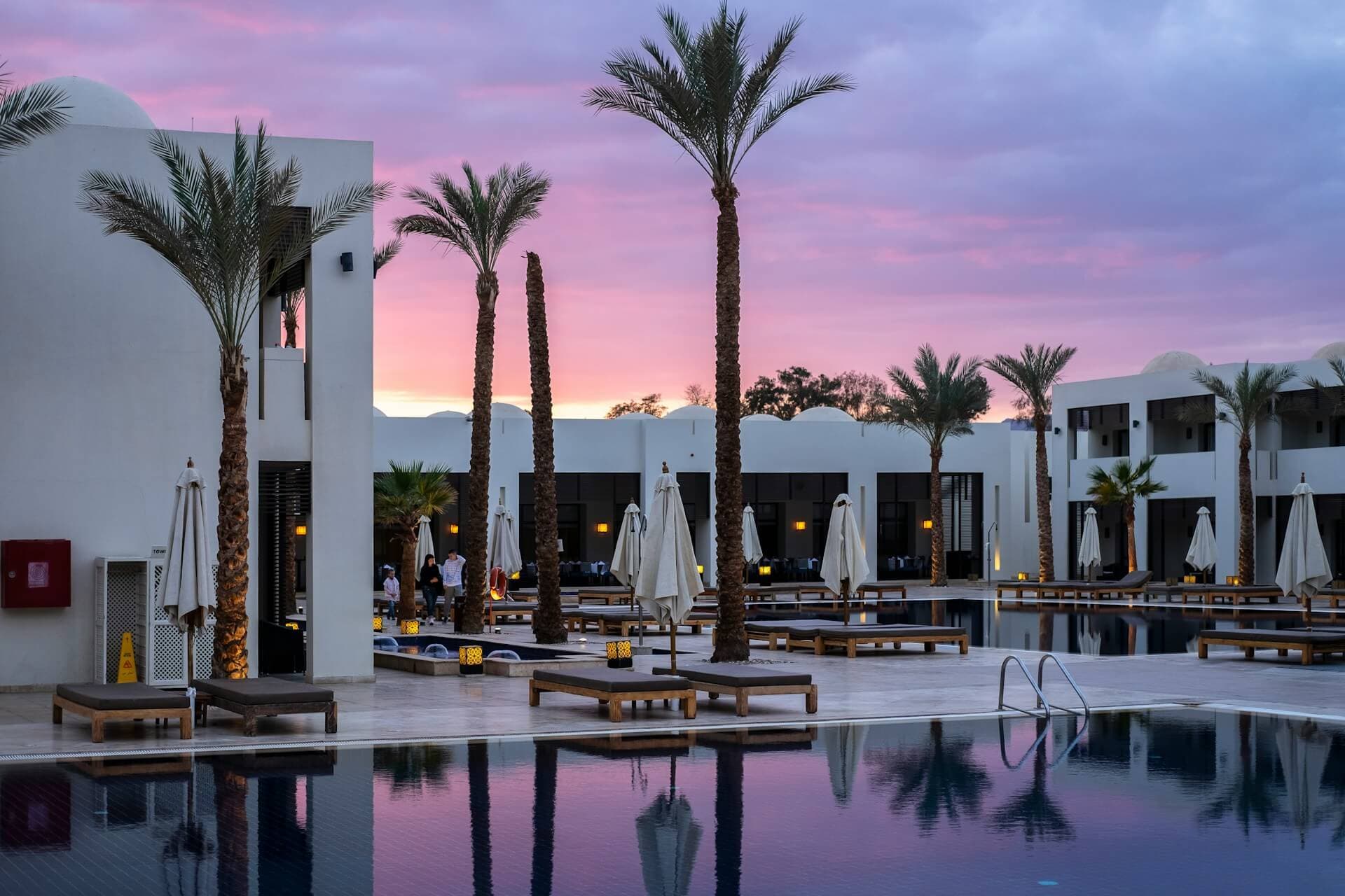 How to Book Hotels Online in Europe: Pay Later and Pay at Check-In